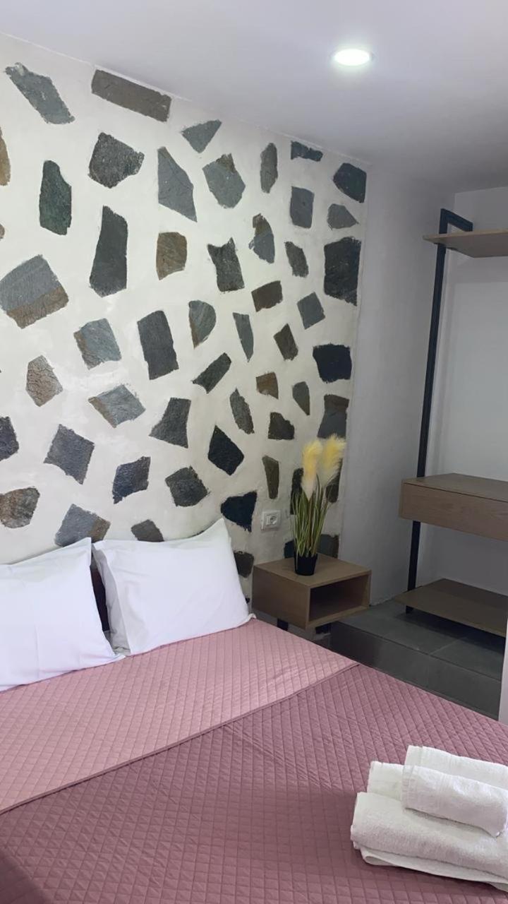 Harmonia Guest House 2 Химар Стая снимка
