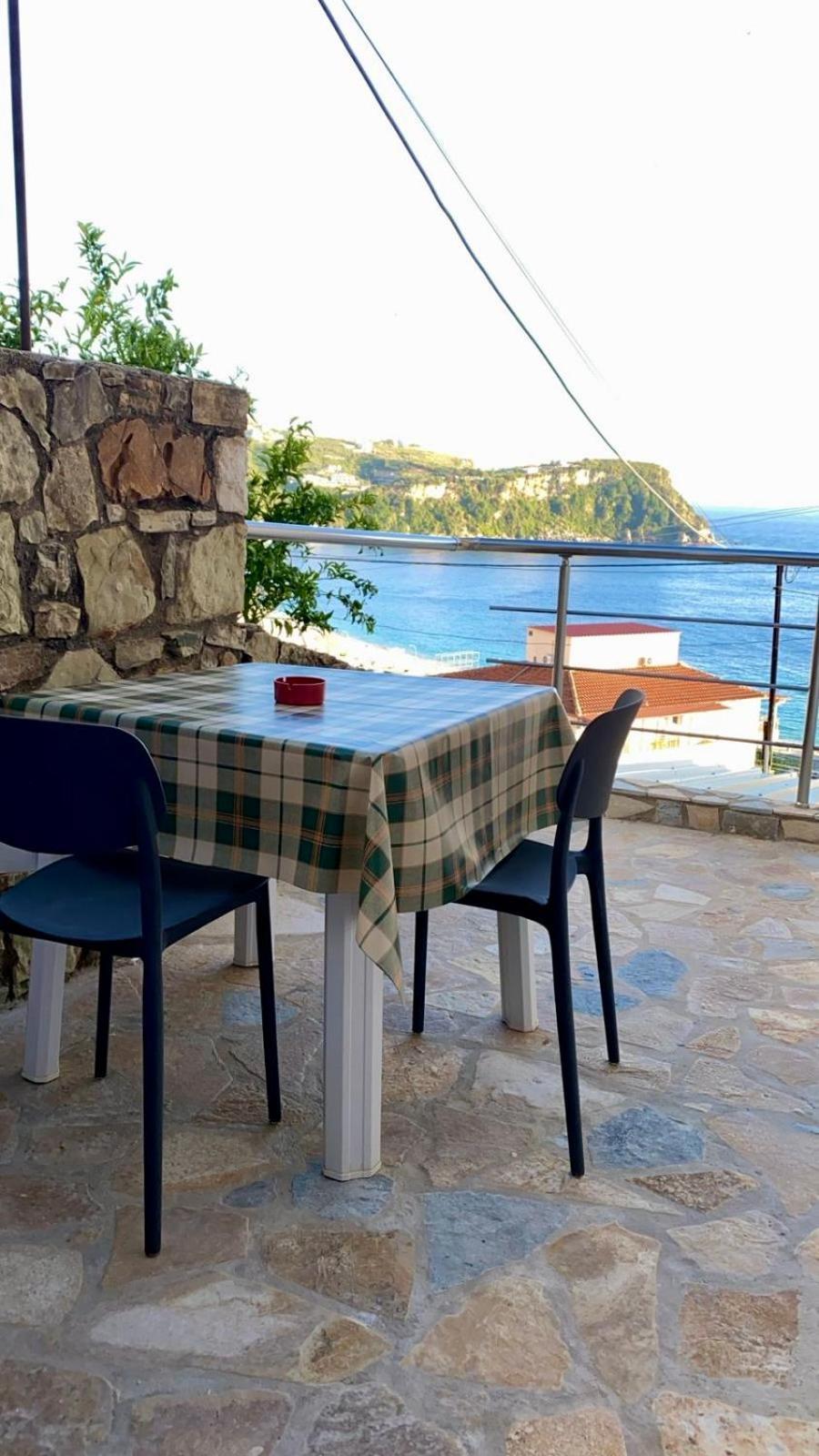 Harmonia Guest House 2 Химар Стая снимка